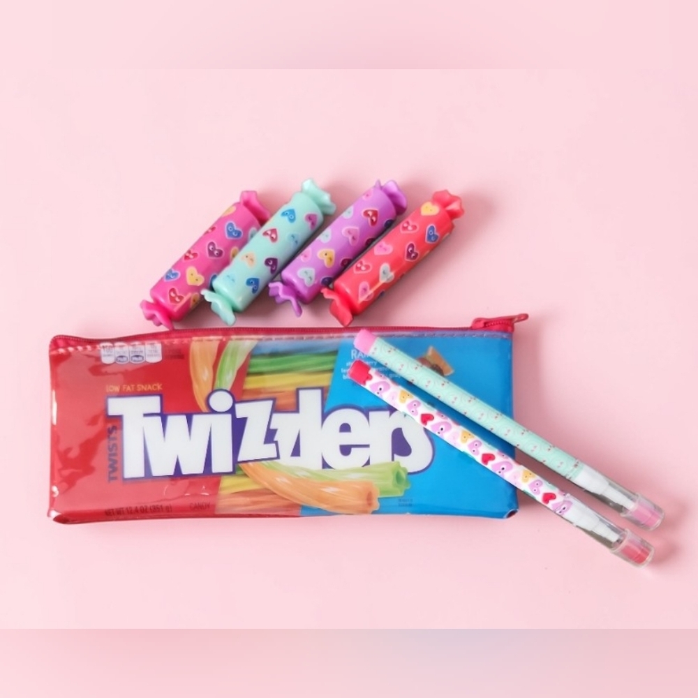 Twizzlers Pencil Case With Mini Markers Ams 2 Push Pencils